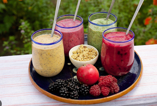 De Lekkerste Fruitige Smoothies: Verwen jezelf met een Gezonde en Smaakvolle Traktatie